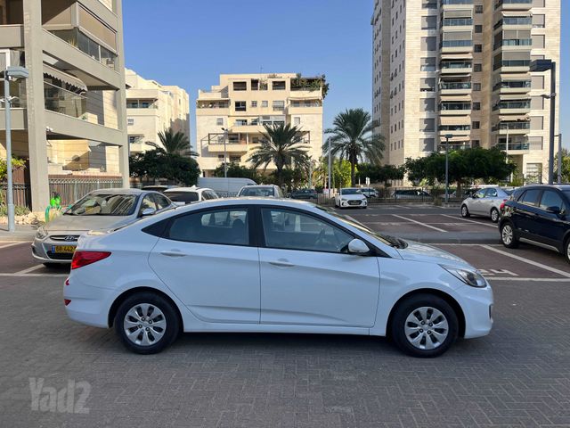 יונדאי אקסנט i25