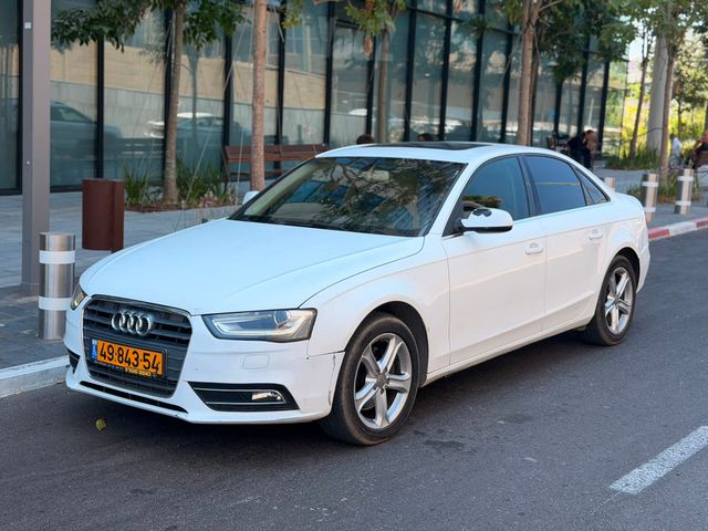 מודעת רכב אאודי A4