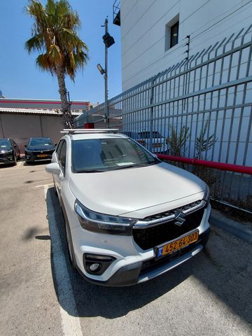 מודעת רכב סוזוקי S-Cross