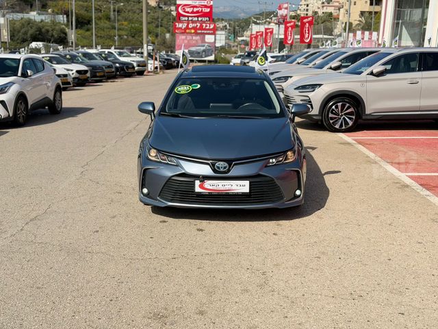 טויוטה קורולה