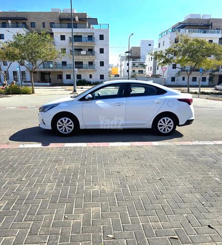 יונדאי אקסנט i25