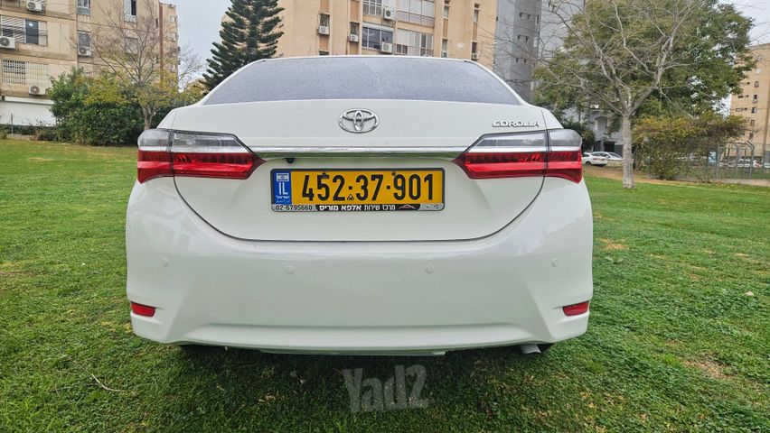 טויוטה קורולה
