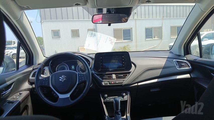 סוזוקי S-Cross