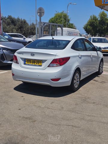 יונדאי אקסנט i25