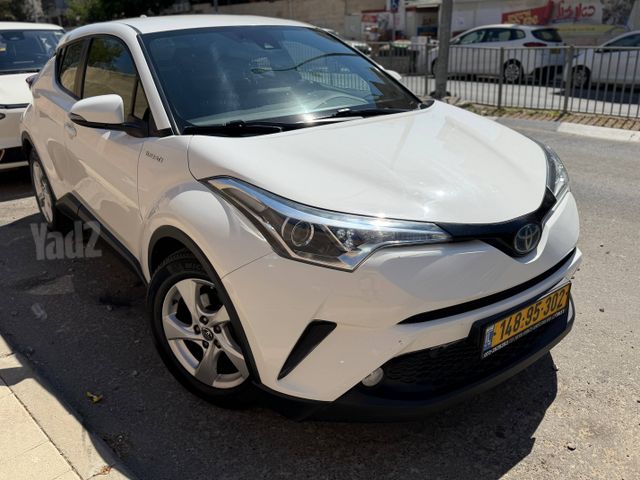 טויוטה C-HR