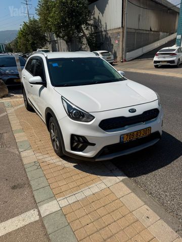 קיה נירו