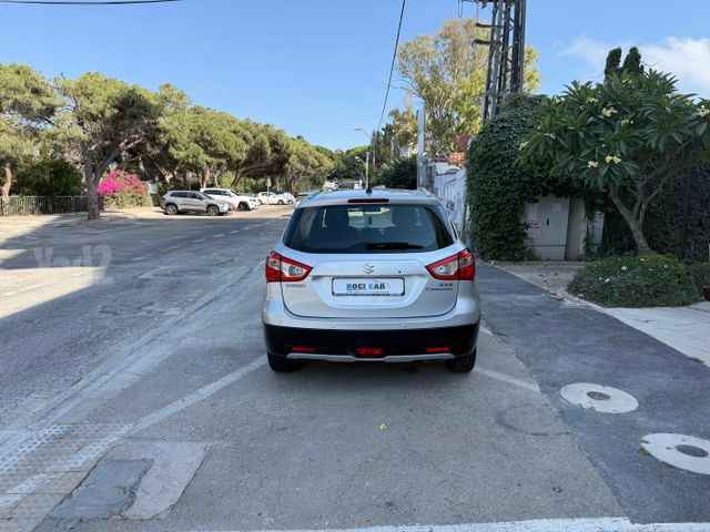 מודעת רכב סוזוקי קרוסאובר 1