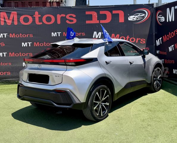 טויוטה C-HR