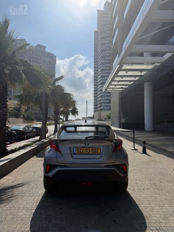 טויוטה C-HR