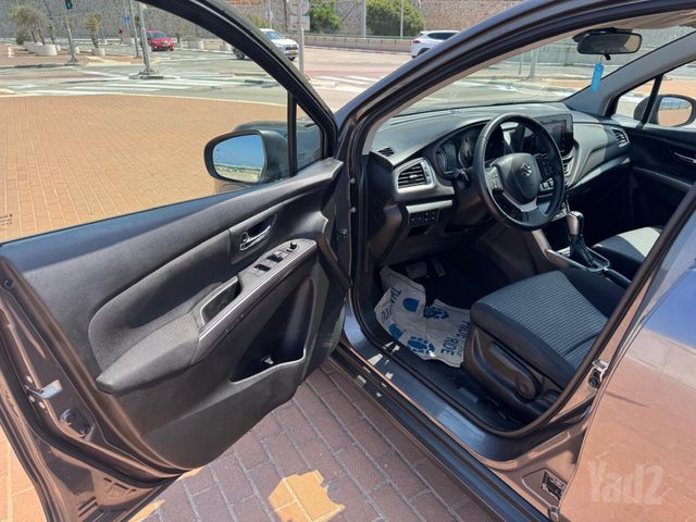 סוזוקי S-Cross
