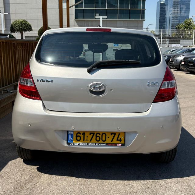 יונדאי i20