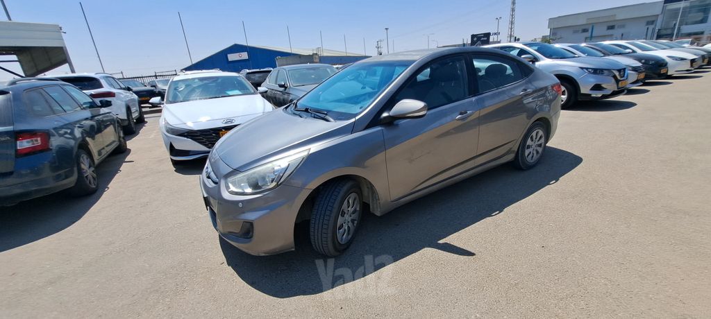 יונדאי אקסנט i25