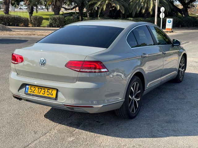 פולקסווגן פאסאט