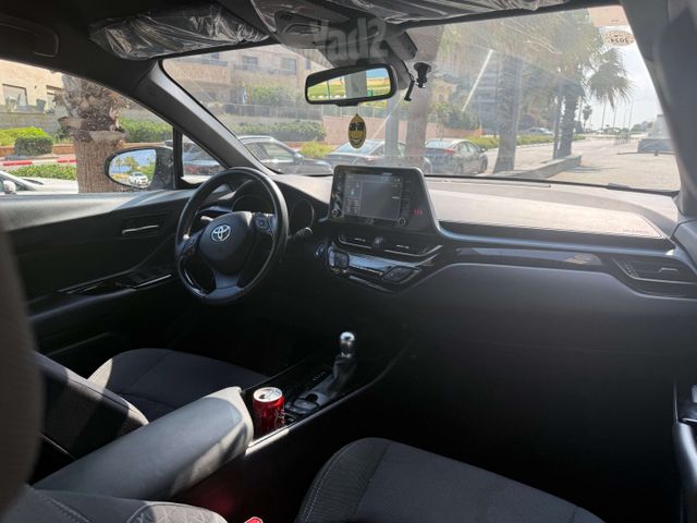 טויוטה C-HR