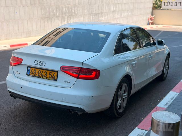 אאודי A4