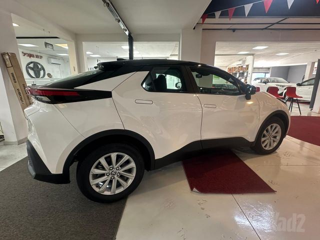טויוטה C-HR