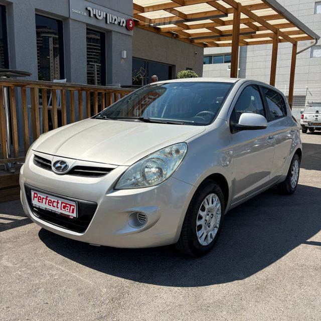מודעת רכב יונדאי i20