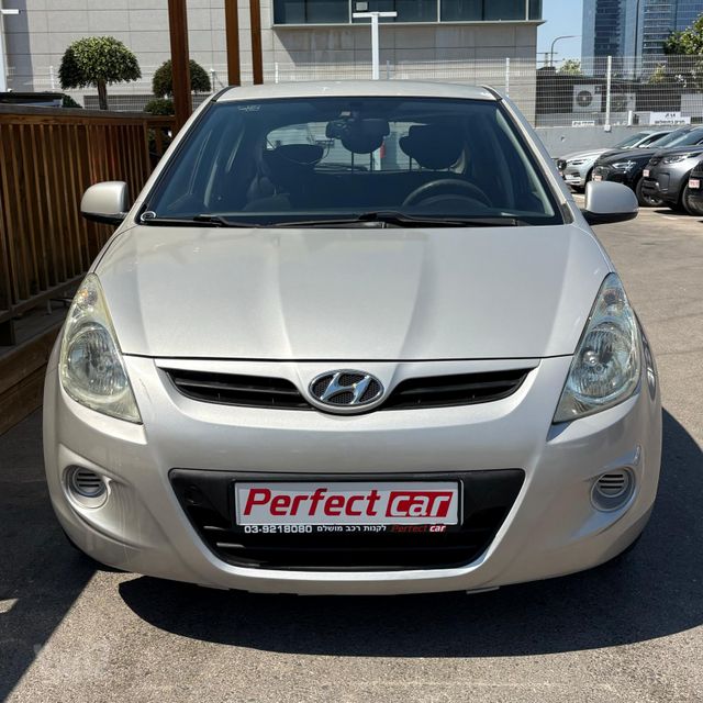 יונדאי i20