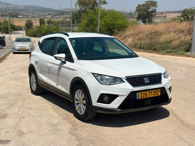 סיאט ארונה