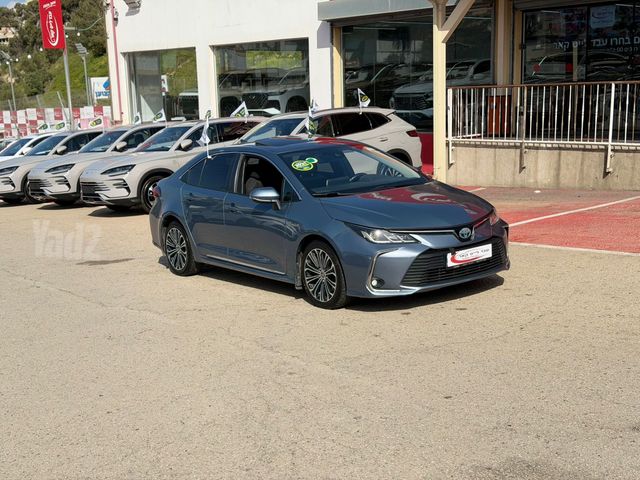 טויוטה קורולה