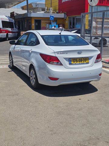 יונדאי אקסנט i25