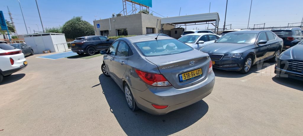 יונדאי אקסנט i25