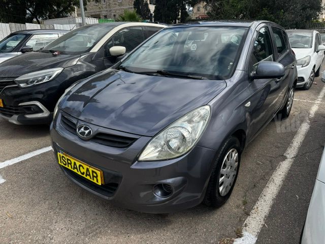 מודעת רכב יונדאי i20