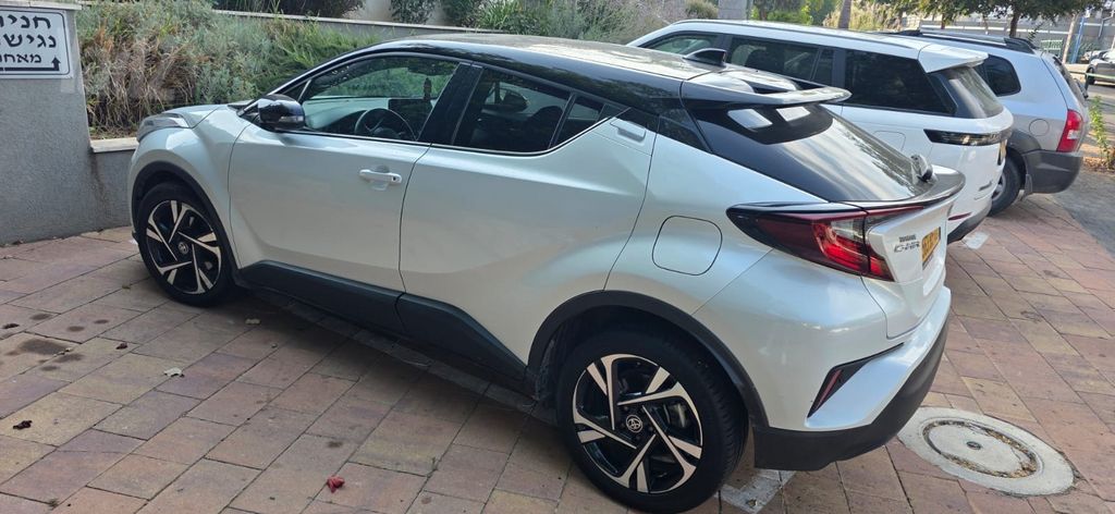 טויוטה C-HR