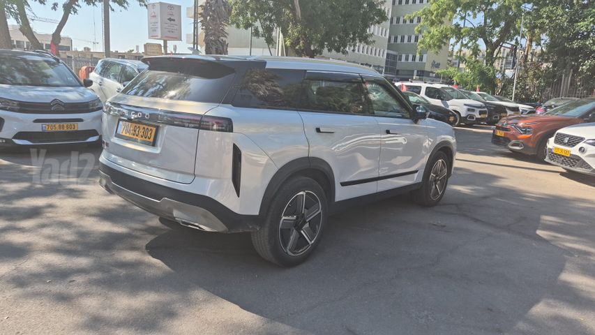 ג'אקו J7