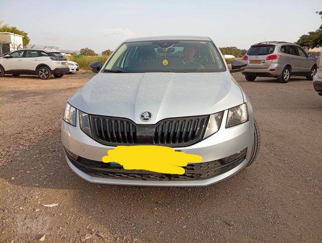 סקודה אוקטביה 