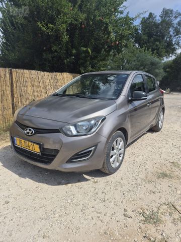 מודעת רכב יונדאי i20