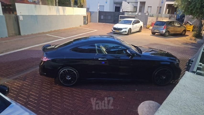 מודעת רכב מרצדס-בנץ C-class