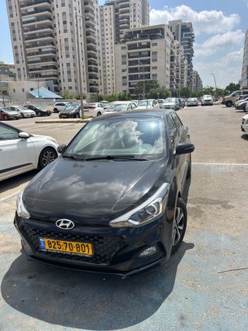 מודעת רכב יונדאי i20
