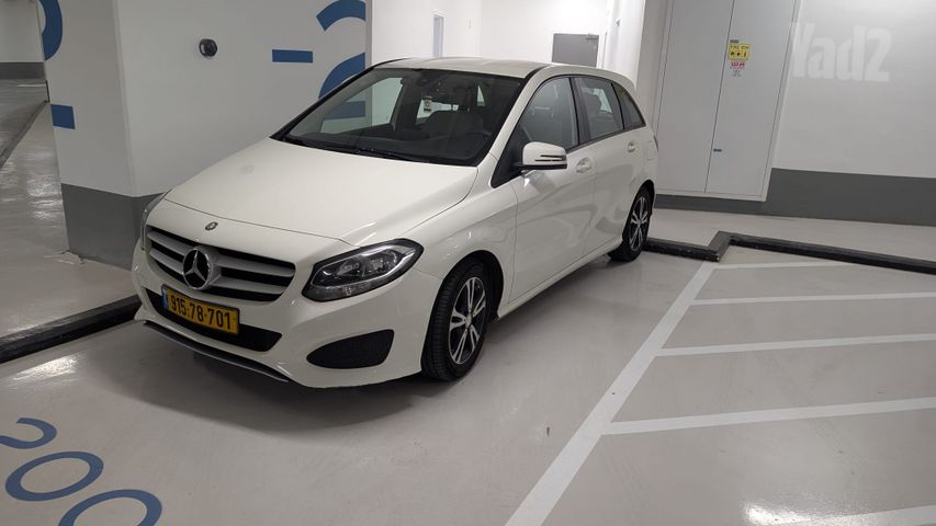 מודעת רכב מרצדס-בנץ B-class