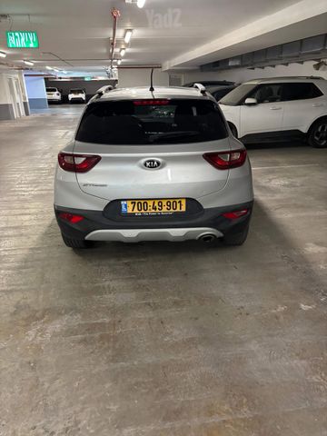 מודעת רכב קיה סטוניק