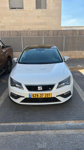 סיאט לאון