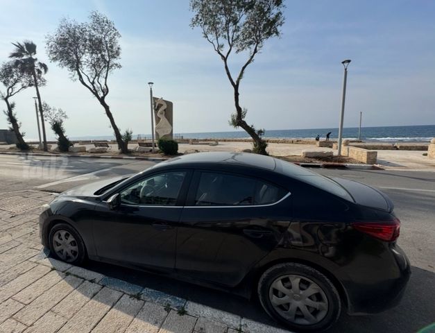 מאזדה 3