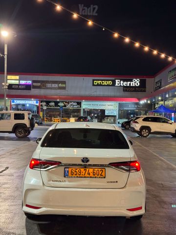 טויוטה קורולה