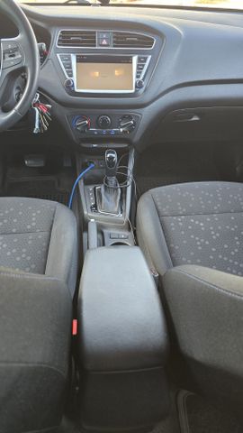 יונדאי i20