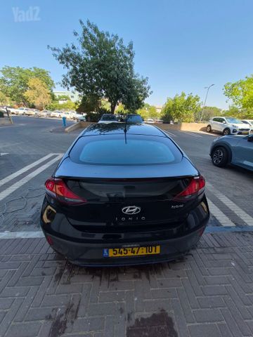 יונדאי איוניק