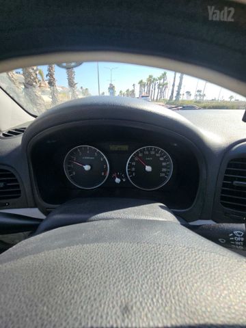 יונדאי אקסנט i25
