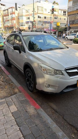 מודעת רכב סובארו XV