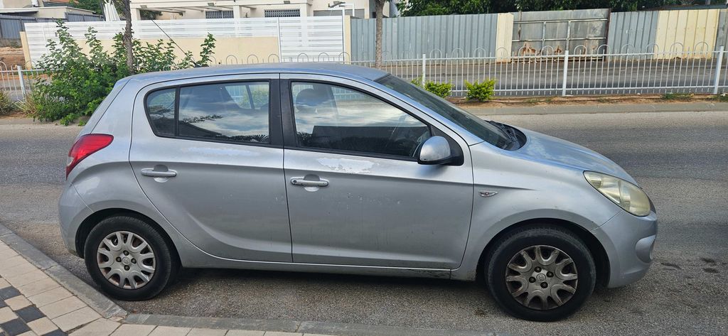 יונדאי i20