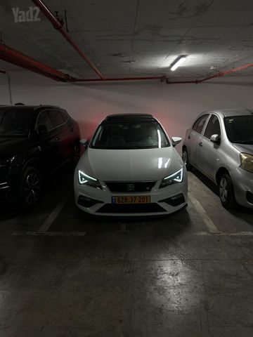 מודעת רכב סיאט לאון