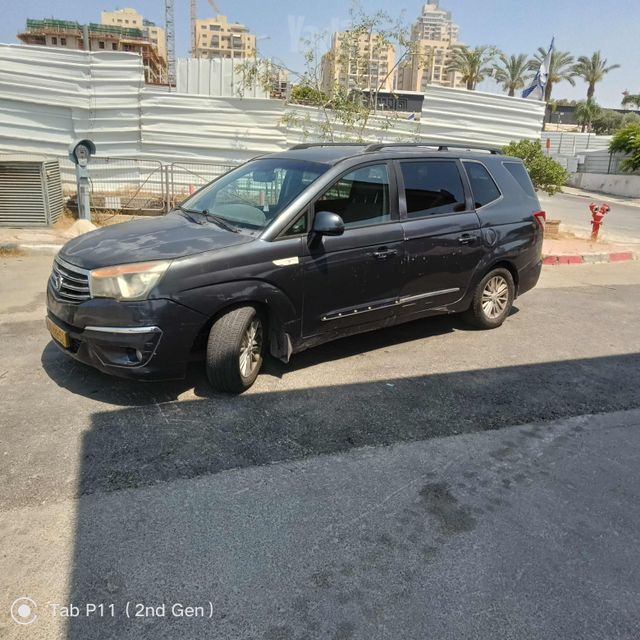 מודעת רכב סאנגיונג רודיוס