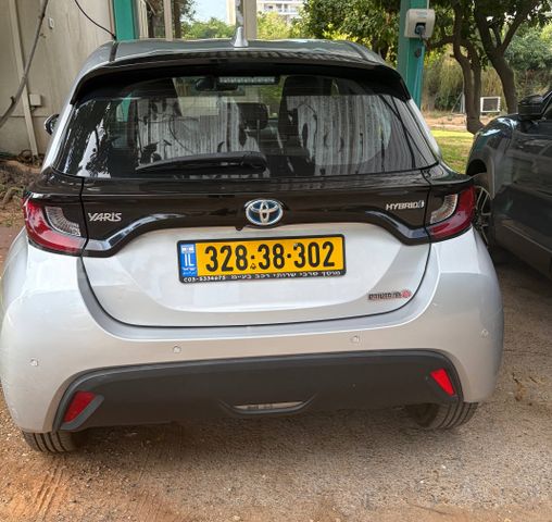 טויוטה יאריס