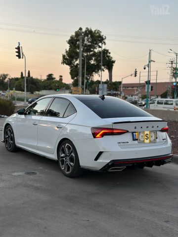 סקודה אוקטביה