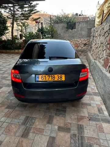 סקודה אוקטביה