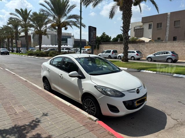 מאזדה 2
