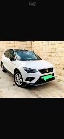סיאט ארונה